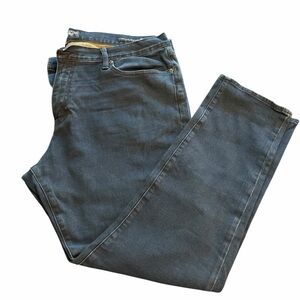 Lucky Brand Men’s Straight Fit Jeans Waist 40 – Dark Wash Denim